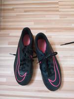 Nike Fussballschuhe Gr. 37,5 Nordrhein-Westfalen - Soest Vorschau