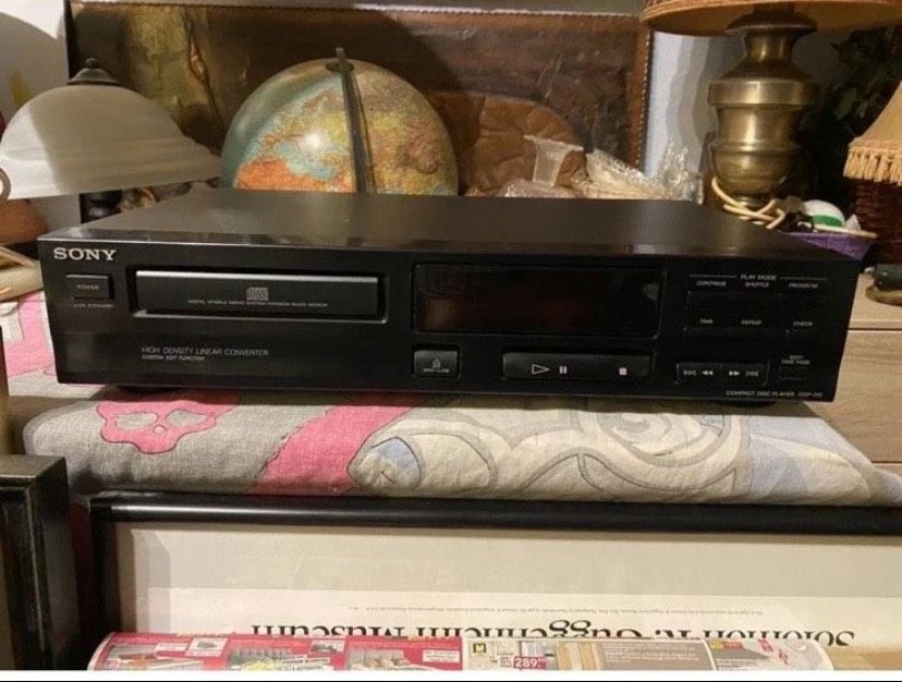 Sony CDP-212 CD-Player in Kamp-Lintfort