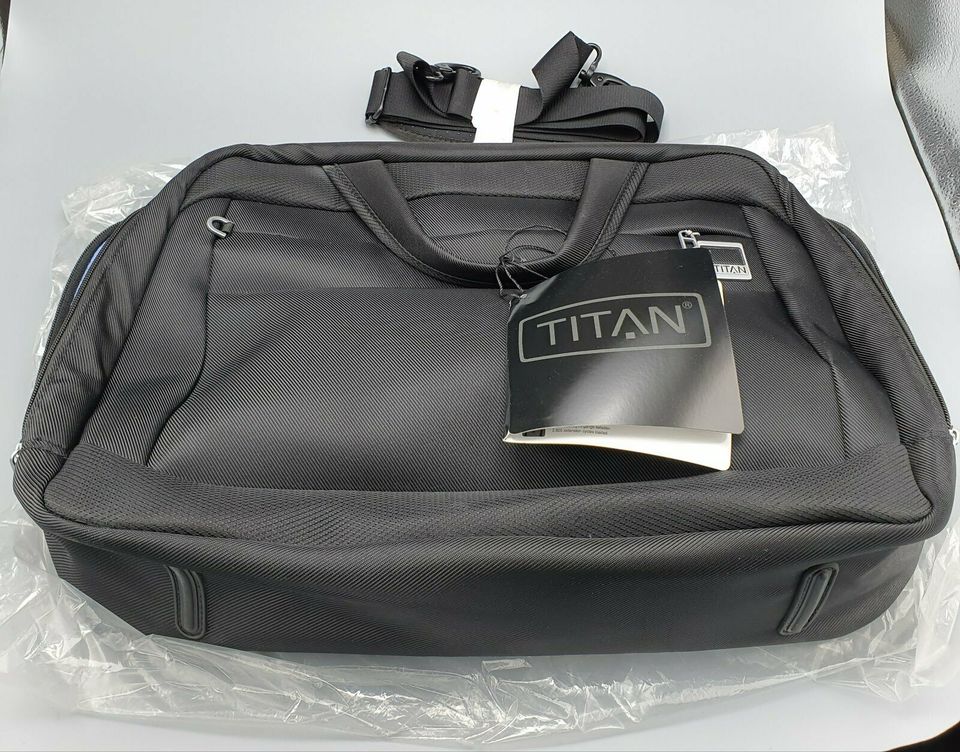 TITAN Businesstasche schwarz (Modell 2014) neuwertig unbenutzt in Möglingen 