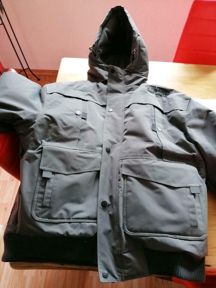 Yakuza Herren Winter Jacke XL in Großdubrau