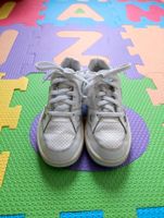 Kinder Nike Schuhe Größe 30 Hessen - Egelsbach Vorschau