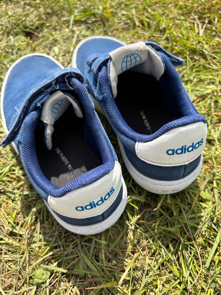 Adidas Sneaker 29 in Lachendorf