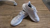 Adidas Damen Sneaker Schuhe Turnschuhe 38 2/3 Hessen - Niddatal Vorschau
