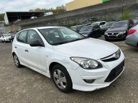 Hyundai i30 blue 1.4 Comfort Motorproblem Wuppertal - Barmen Vorschau