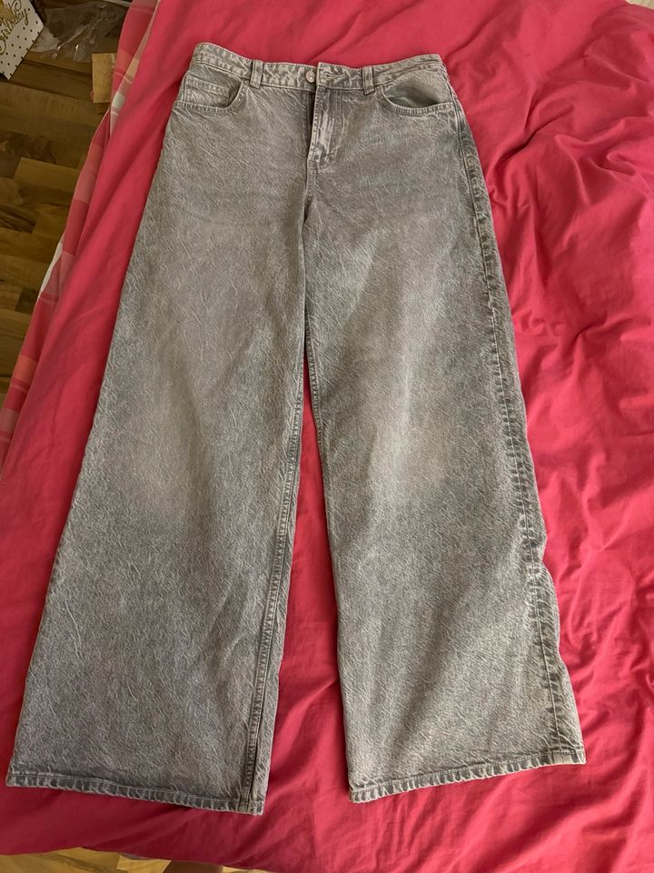 H&M Hose baggy grau in Nidda