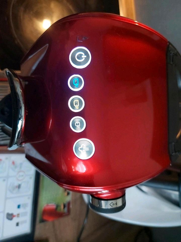 Kaffeemaschine Tschibo Cafissimo CLASSIC Hot Red wenig benutzt in Fulda