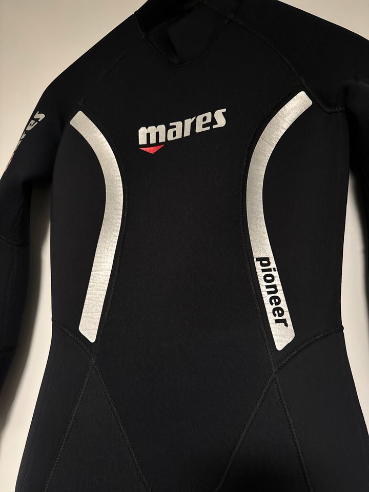 Mares Neopren Anzug Pioneer 5mm M Tauchen + Kopfhaube Handschuhe in Stuttgart