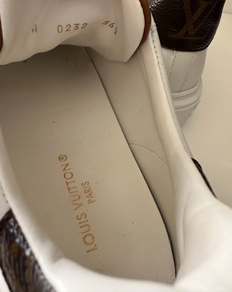 Louis Vuitton sneaker Größe 36,5 in Höchberg