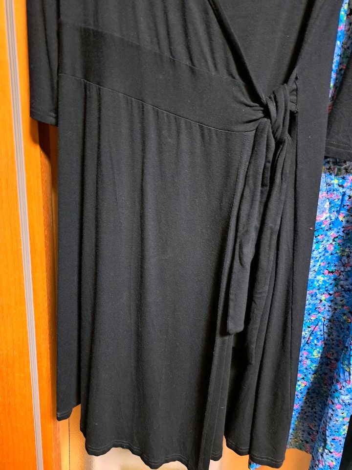 Super Jersey Kleid schwarz Gr. 42 "Surrender" langarm in Köln