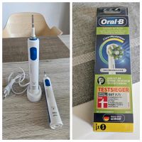 Oral B Professional Care 2 Stück mit 1 Ladestation + Bürstenköpfe Mecklenburg-Vorpommern - Weitendorf Laage Vorschau