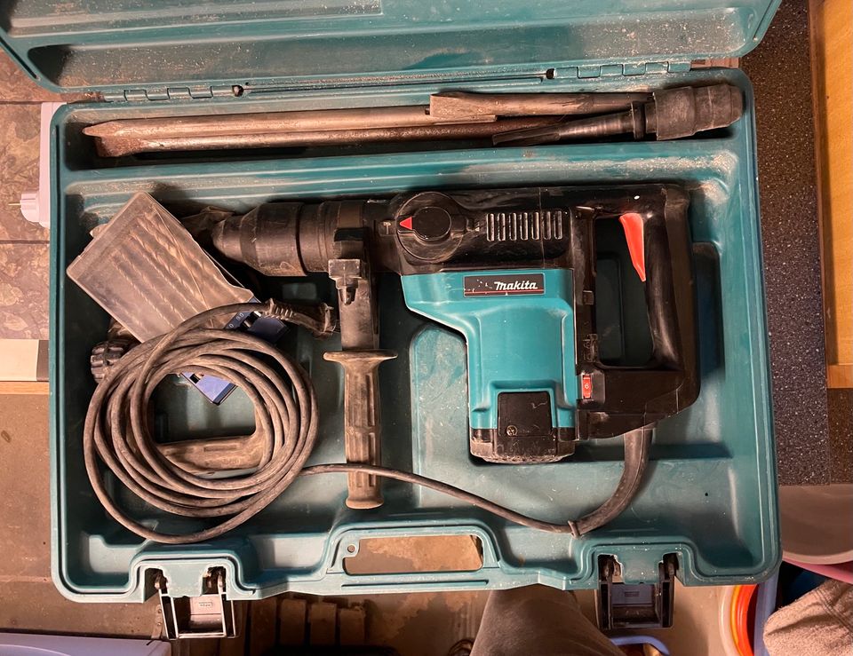 Makita Bohrhammer HR 4000c in München