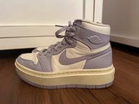 Air Jordan 1 Elevate High Titanium Größe 38 Nordrhein-Westfalen - Extertal Vorschau