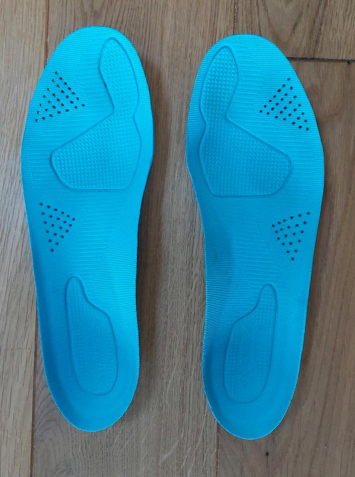 New Balance Burn X 2E Stollenschuhe / Football Schuhe / Lacrosse in Bornheim