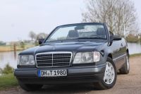 Mercedes W124 Stoßstange vorne Niedersachsen - Verden Vorschau