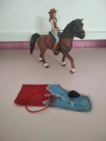 Schleich Horse Club Hannah und Cayenne mit Halfter,Decke und Helm Nordrhein-Westfalen - Mönchengladbach Vorschau