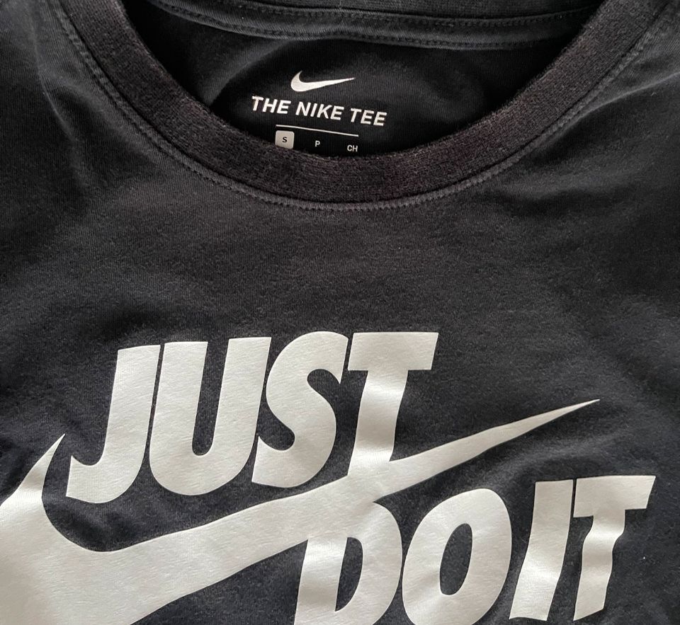 Nike T-Shirt in Wesseling