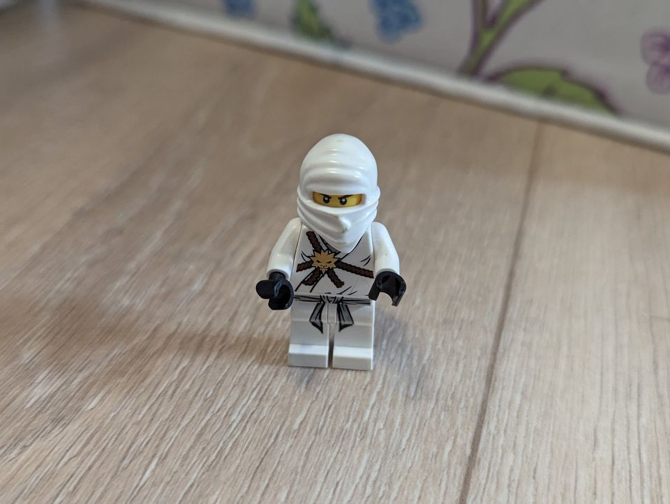 Lego Ninjago 2113 Zane´s Spinner in Wrist
