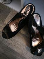 High Heels Keilabsatzschuhe Schwarz/Nieten  Gr.38 Duisburg - Homberg/Ruhrort/Baerl Vorschau