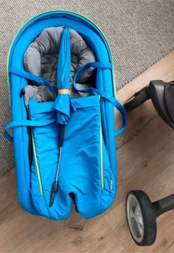 Stokke Xplory Kinderwagen Buggy V4 in Siegen