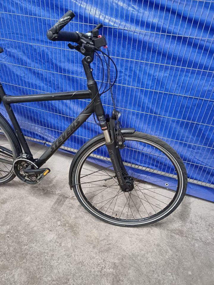 Stevens Trekking Herrenrad 28 Zoll RH 55 CM in Berlin