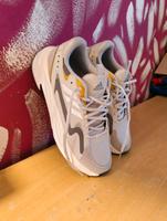 Adidas Schuhe gr 42 wie neu Hadern - Blumenau Vorschau