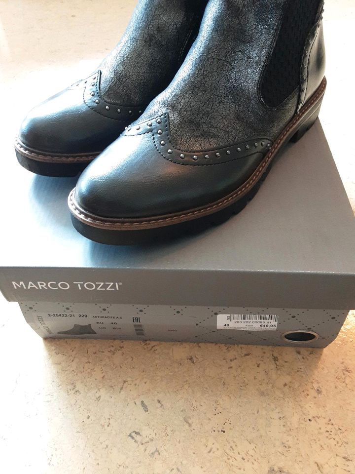 Schuhe. Chelseaboots. Marco Tozzi . in Painten