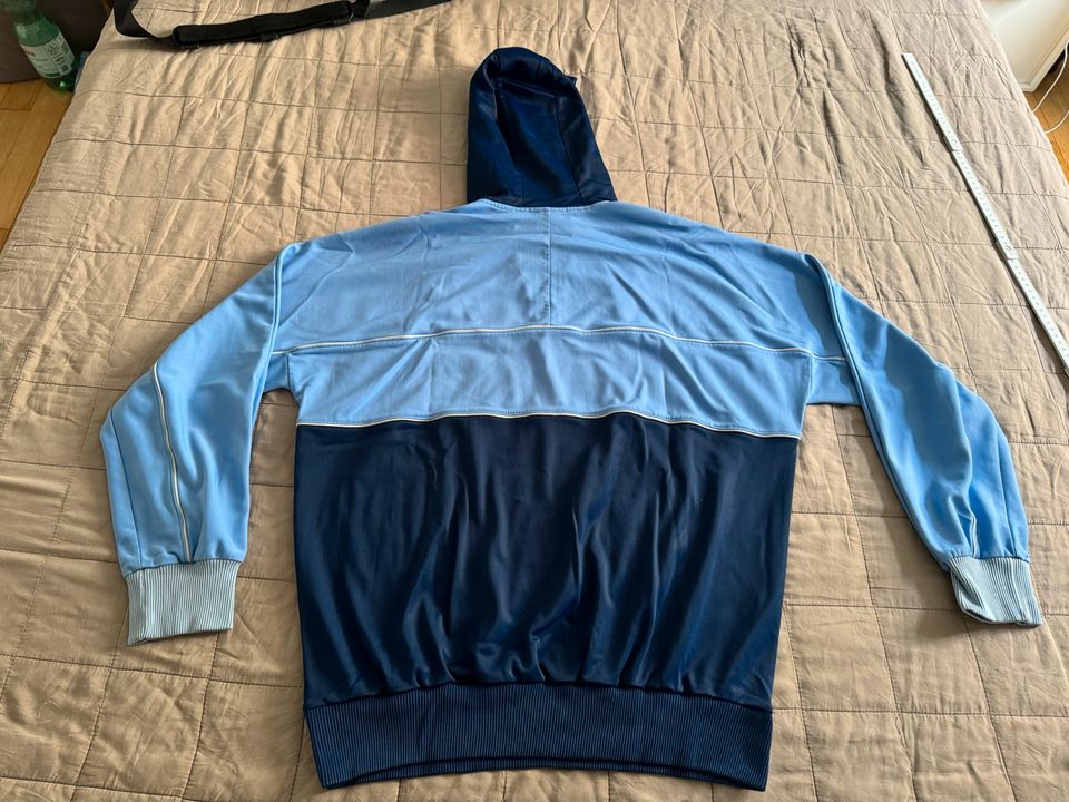 Adidas Vintage Hoodie Gr S / M Blau in München