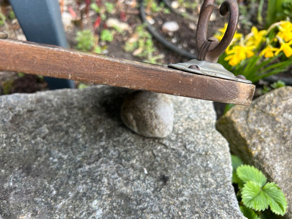 Wandgarderobe/Garderobenbrett alt vor 1945, Holz in Unterhaching