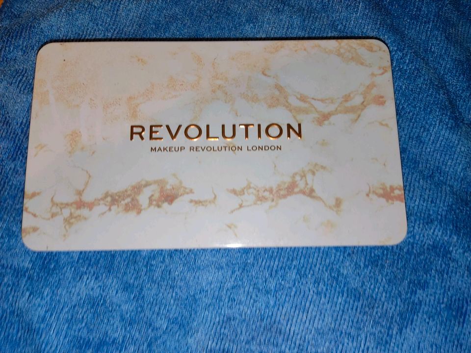 Revolution Forever Flawless - Decadent Palette in Erkrath