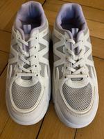 klassischer Sneaker Friedrichshain-Kreuzberg - Kreuzberg Vorschau