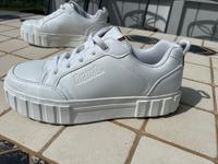 Super lässige Sneakers NEU! 40 bequeme sportliche Plateau-Sohle Bayern - Prutting Vorschau
