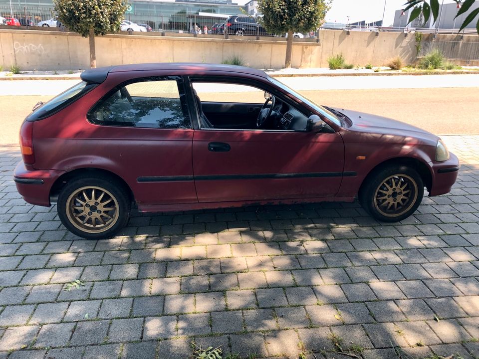 Honda Civic EJ9 | TÜV in Schwäbisch Gmünd