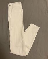 Weiße Pull & Bear Jeans Gr. 32 Dresden - Gorbitz-Nord/Neu-Omsewitz Vorschau