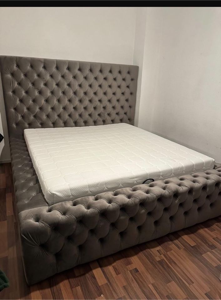 ‼️Chesterfield Design  160x200 180X200 Boxspringbett Polsterbett in Berlin