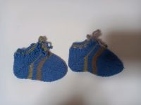 Handgestrickte Schuhe Baby, circa 0-2 Monate Hessen - Siegbach Vorschau