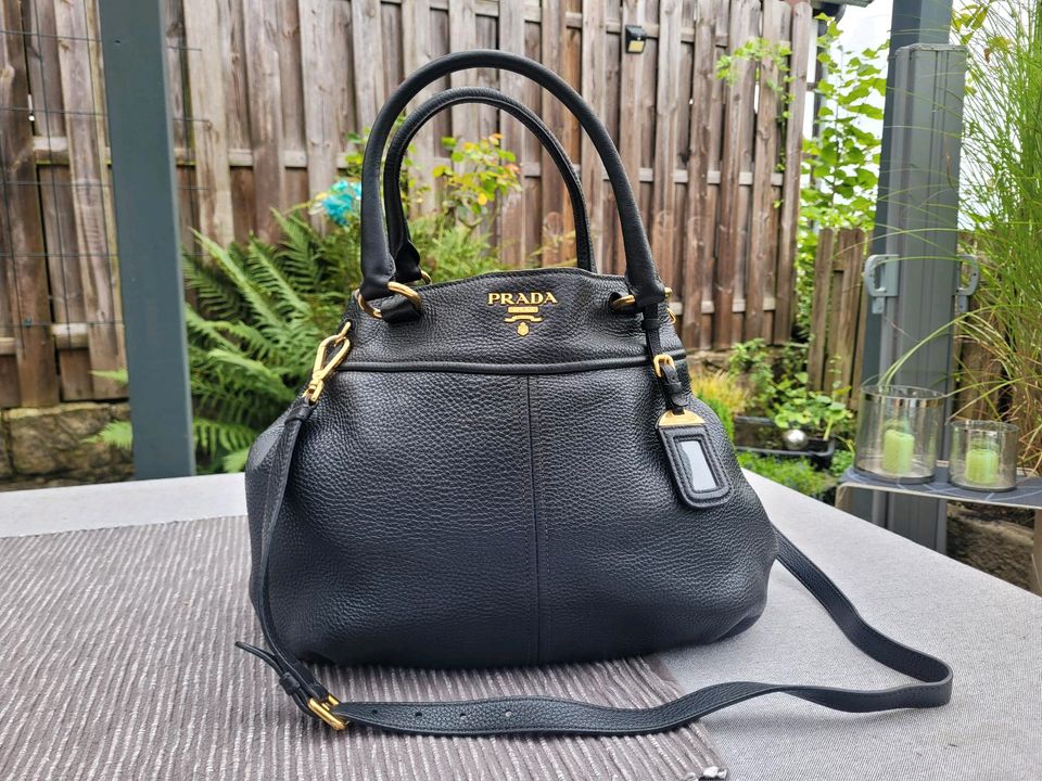 Prada Handtasche (Leder) in Detmold