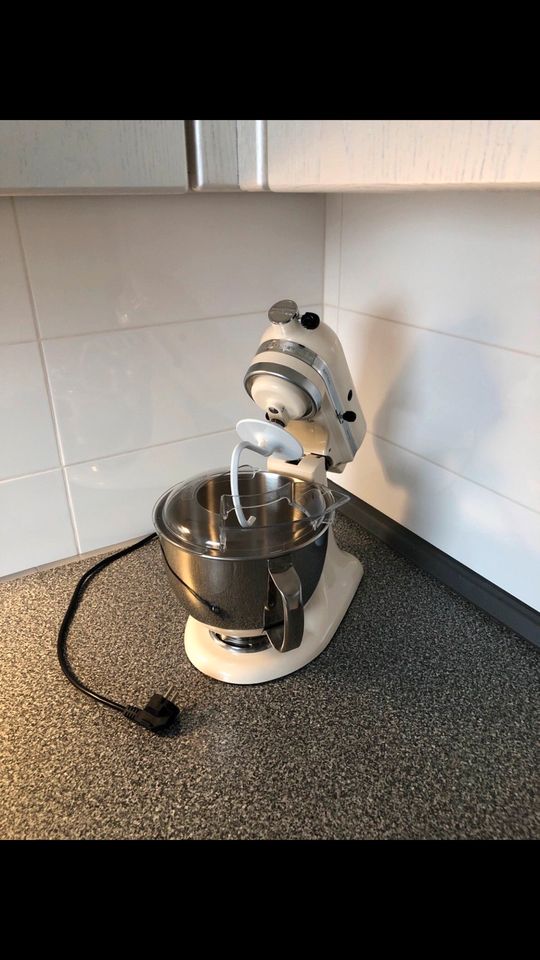 KitchenAid Artisan 4,8 L, Küchenmaschine, Neuwertig. in Peine