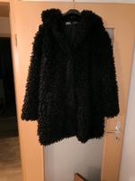 Zara Fellmantel schwarz kuschelig Gr.M Hessen - Linden Vorschau