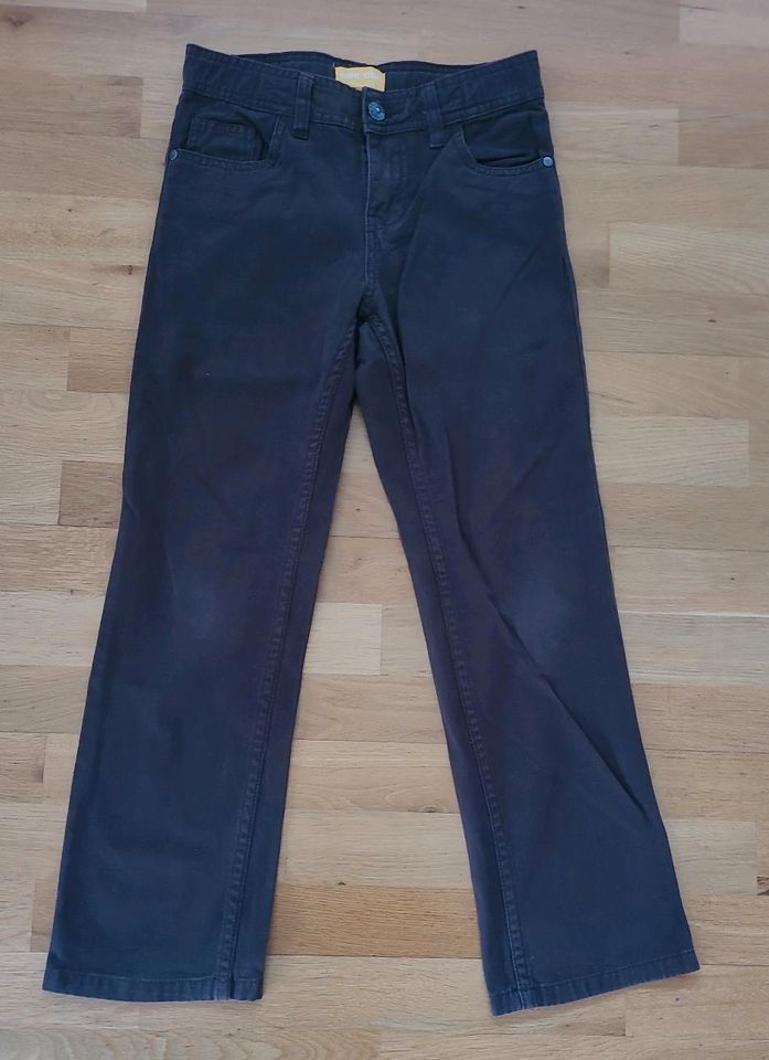 Charles Vögele Jeans braun 140, Hose, straight, gerader Schnitt in Weil der Stadt