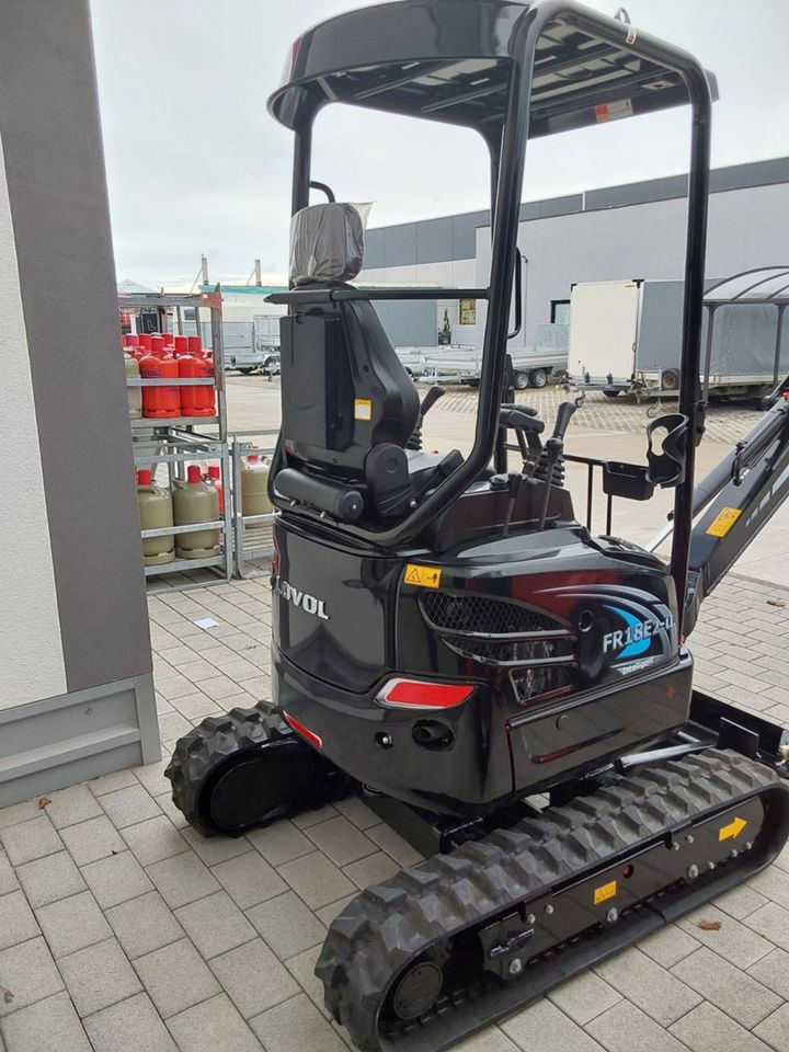 LOVOL Mini Bagger FR18E2u BLACK EDITION YANMAR MOTOR in Landsberg (Lech)