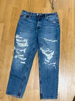 ZARA Jeans mit Fetzen und Löchern Niedersachsen - Wolfsburg Vorschau