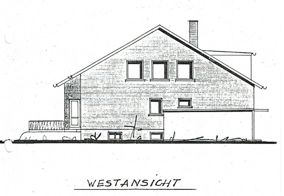 Solides 4-Parteien-Haus mit Potential - provisionsfrei! in Lippstadt