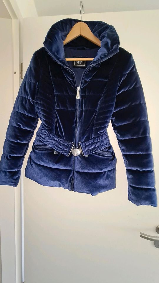 GUESS Damen-Winterjacke Gr.40/42 in Ulm