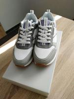 Neue Damen Sneaker in (39) 40 Niedersachsen - Lähden Vorschau