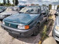 VW Passat B3 Variant Nasenbär Schlachtfest Ersatzteile Teile Sachsen-Anhalt - Magdeburg Vorschau