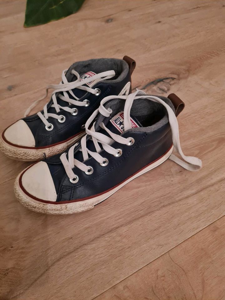 Converse Größe 33 Kinderschuhe in Köln