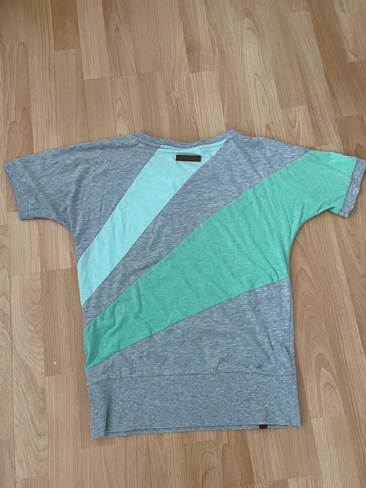 ♡ Naketano T-Shirt ♡ Gr. L ♡ mint grün ♡ in Detmold