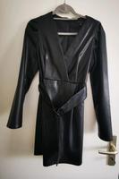 Schwarzes Damenkleid (38/M) aus Kunstleder zu verkaufen Brandenburg - Nauen Vorschau