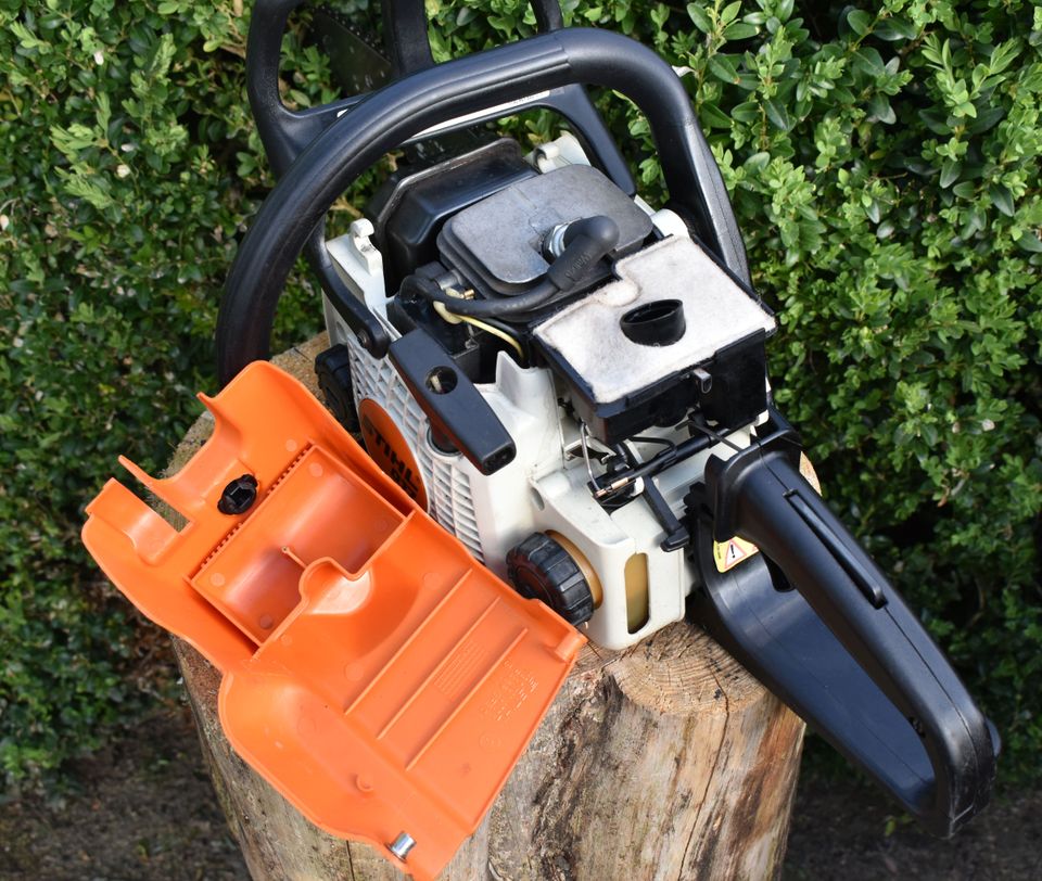 STIHL MS 017 mit Zubehörpaket in Homberg (Efze)