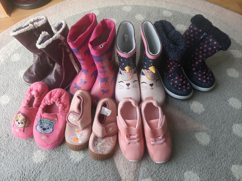 Mädchen Schuhe Größe 25 in Hagenow